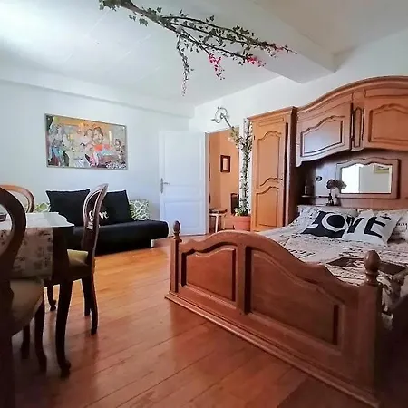 Bed & Breakfast D Hotes Le Labyrinthe Du Peintre 3*