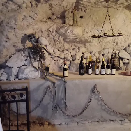D Hôtes Le Labyrinthe Du Peintre Couette-café