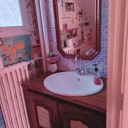 Bed & Breakfast D Hotes Le Labyrinthe Du Peintre Bransat