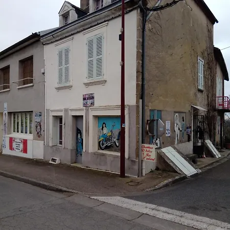D Hotes Le Labyrinthe Du Peintre Bransat