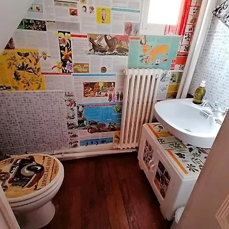 Nocleg ze śniadaniem D Hotes Le Labyrinthe Du Peintre 3*