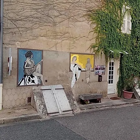 D Hôtes Le Labyrinthe Du Peintre Couette-café