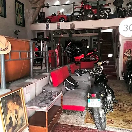 Couette-café D Hôtes Le Labyrinthe Du Peintre 3*