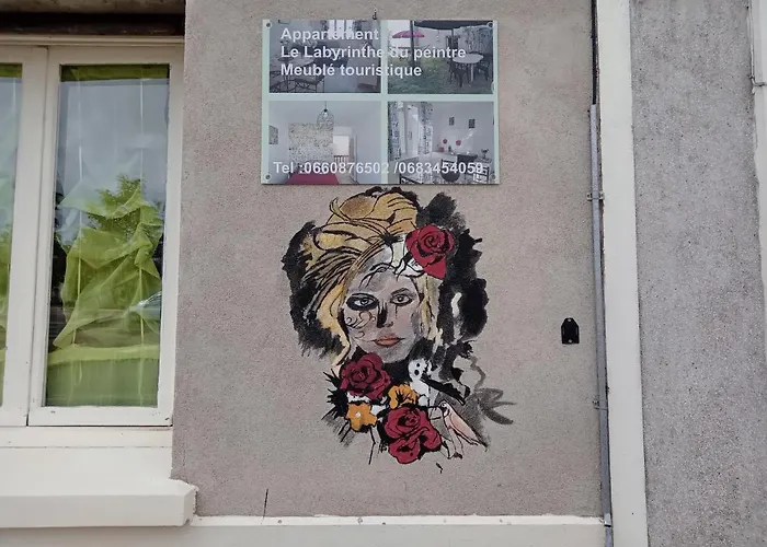 D Hôtes Le Labyrinthe Du Peintre 3* Bransat