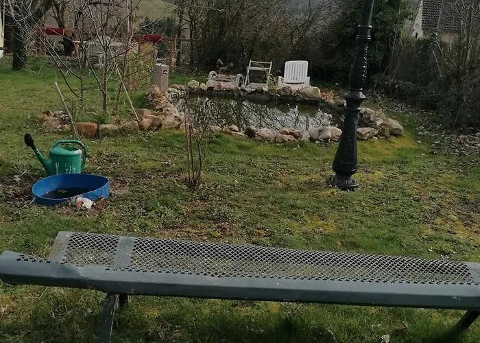 D Hôtes Le Labyrinthe Du Peintre Alojamento de Acomodação e Pequeno-almoço 3*